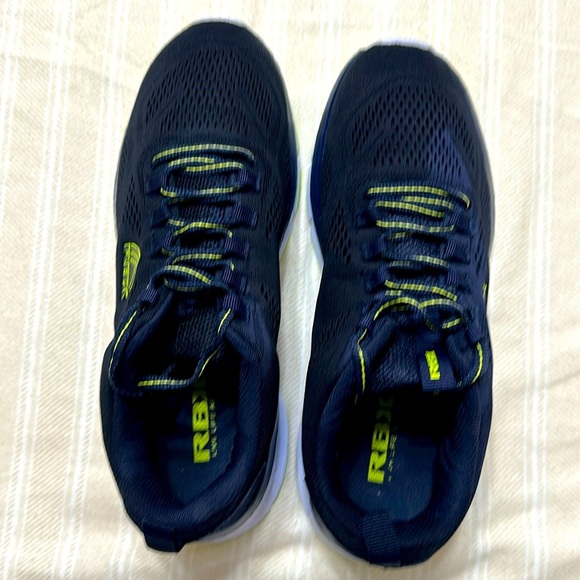 RBX Men's Blue Athletic‎ Shoes.  Like new - Picture 2 of 8